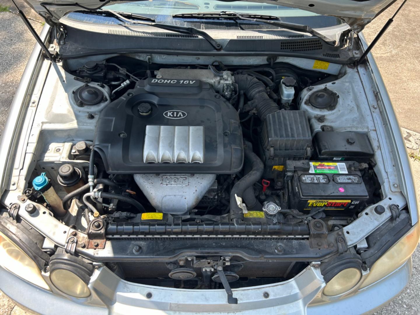 2004 Kia Optima (KNAGD126945) , located at 1758 Cassat Ave., Jacksonville, FL, 32210, (904) 384-2799, 30.286720, -81.730652 - $3500.00----------2004 KIA OPTIMA LX 129,627 MILES EXTRA CLEAN ICE-COLD AIR CONDITIONING 4-DOOR SUNROOF ALLOYS SPOILER RUNS GREAT ASK ABOUT 50/50 BHPH FINANCING FOR THIS VEHICLE CALL US NOW @ 904-384-2799 - Photo#19